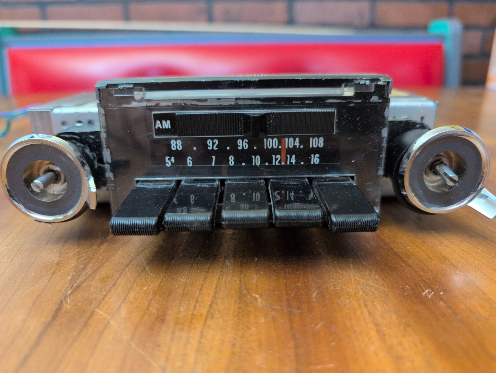 Vintage 60s Automatic Radio Mfg Universal 12V AFC AM FM Car Model AFC-1303 READ