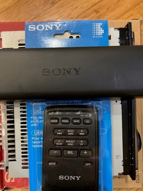 Vintage High Spec SONY XR-C7200 Japan-made w/ Remote Ctl + Box/Cassette Receiver