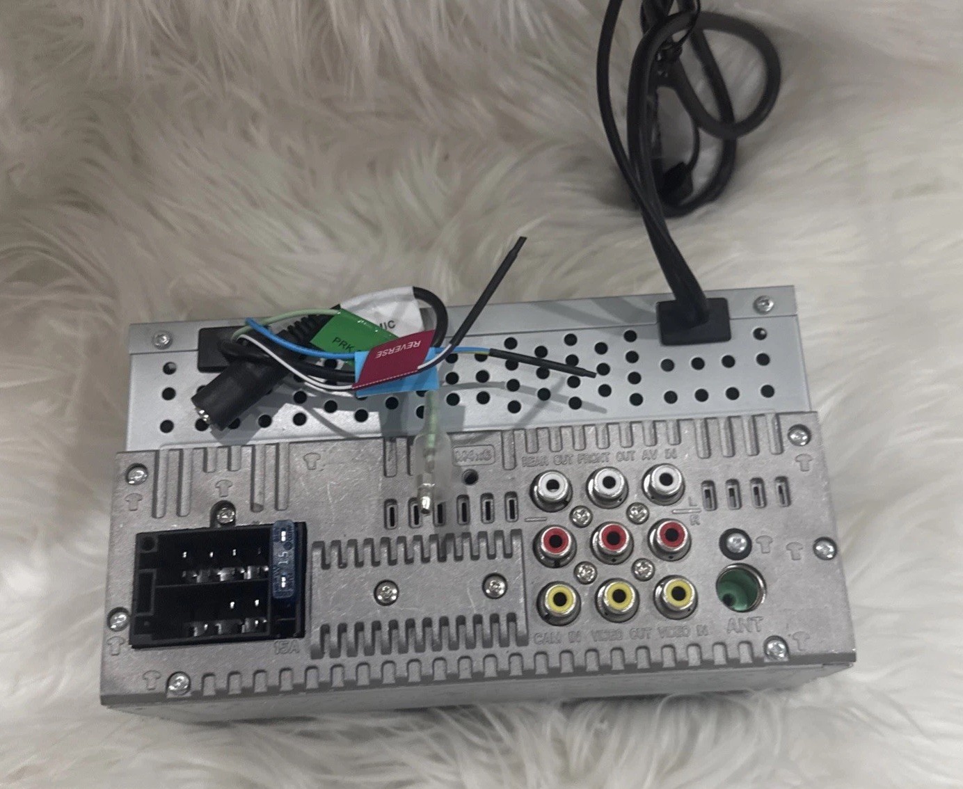 JVC KW-M180BT 2-DIN 6.8″ Screen – FOR PARTS ONLY, NOT WORKING!