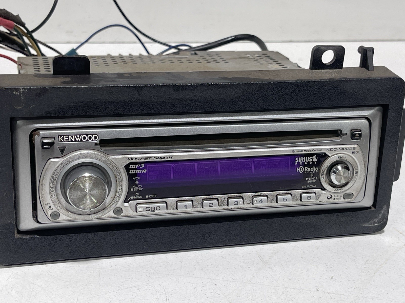 Kenwood KDC-MP228 Stereo Radio CD Player MP3 WMA 50wX4 & REMOTE CC 11