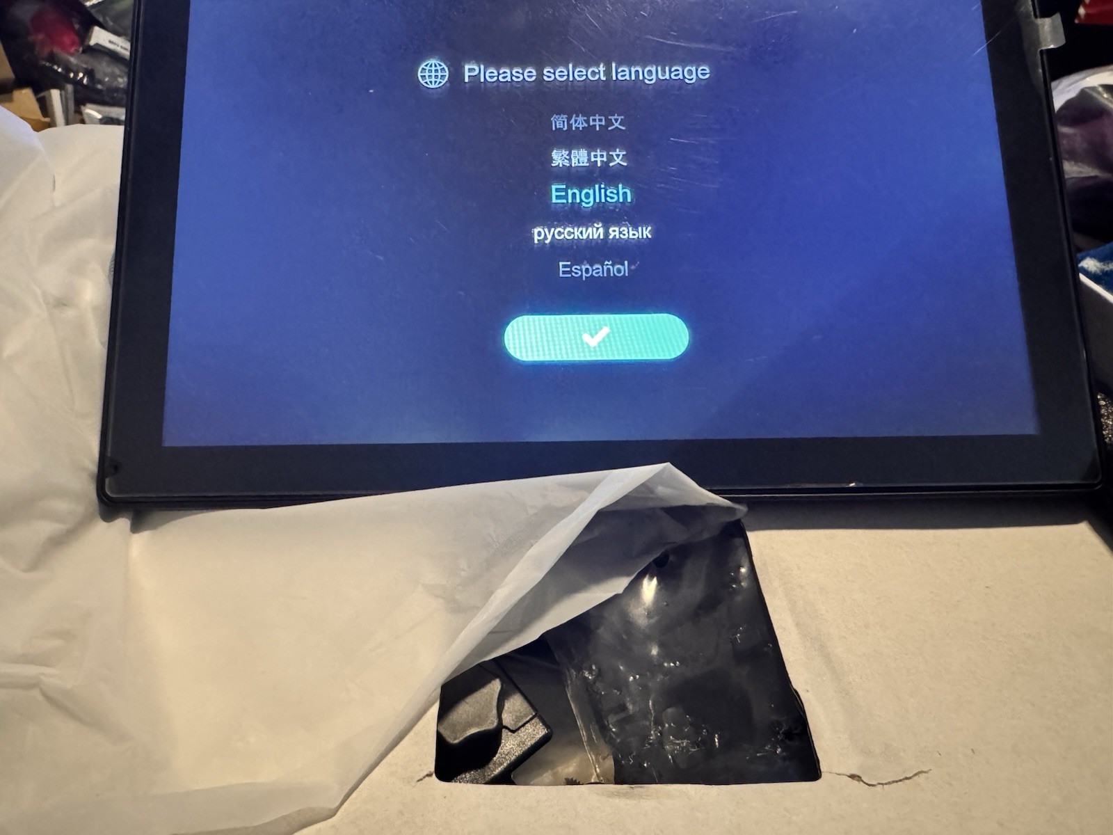 Q9S Wireless Smartscreen Stereo – CarPlay and Android Auto