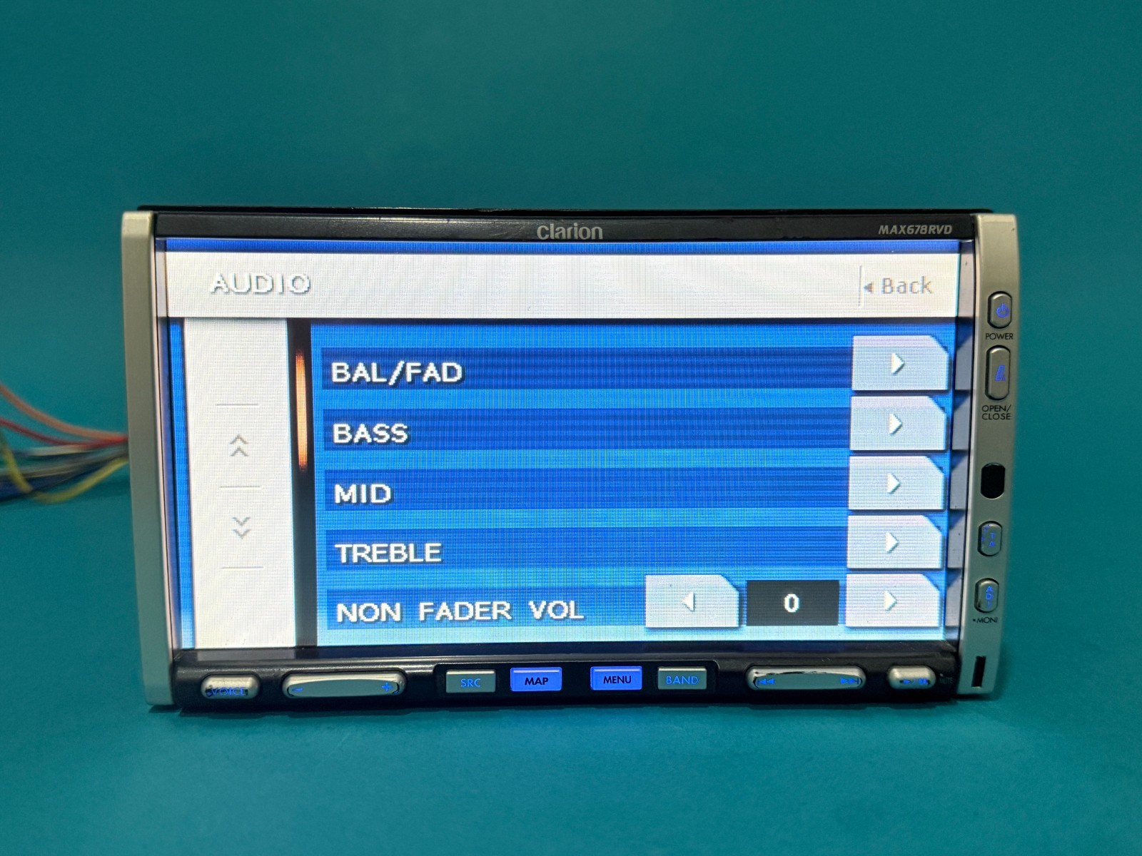 Clarion MAX678RVD Double DIN Car Stereo DVD GPS Navigation Bluetooth Ready Multi