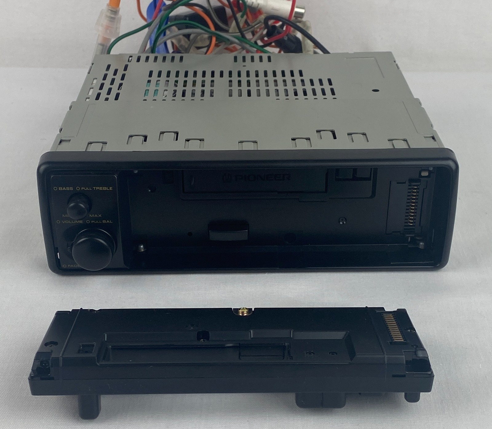 Pioneer KEH-M4500 Cassette Car Stereo w/ Detachable Faceplate Box Manual B50