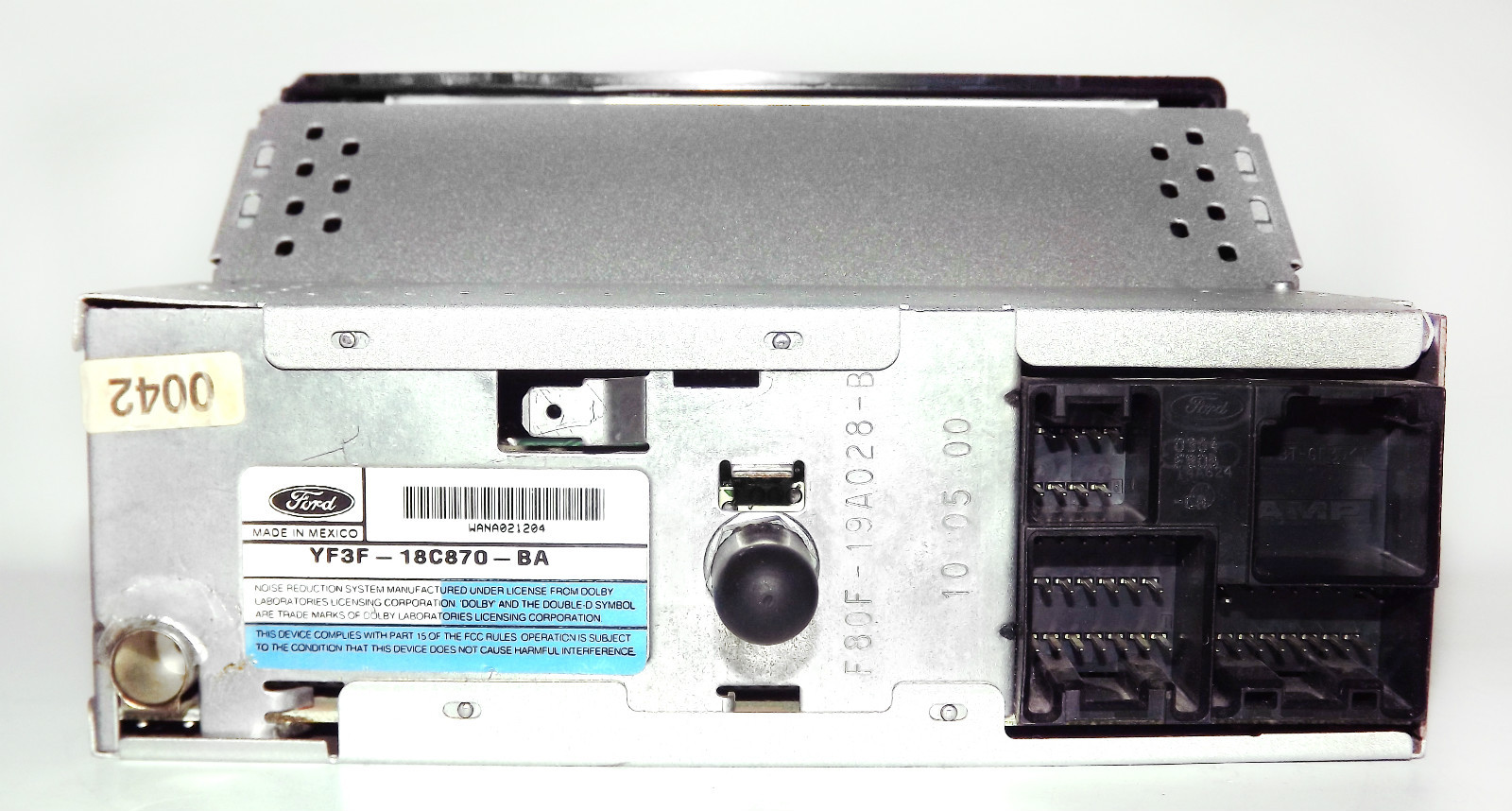 1999 – 2002 Lincoln Continental AM FM Cassette with CD Control YF3F-18C870-BA