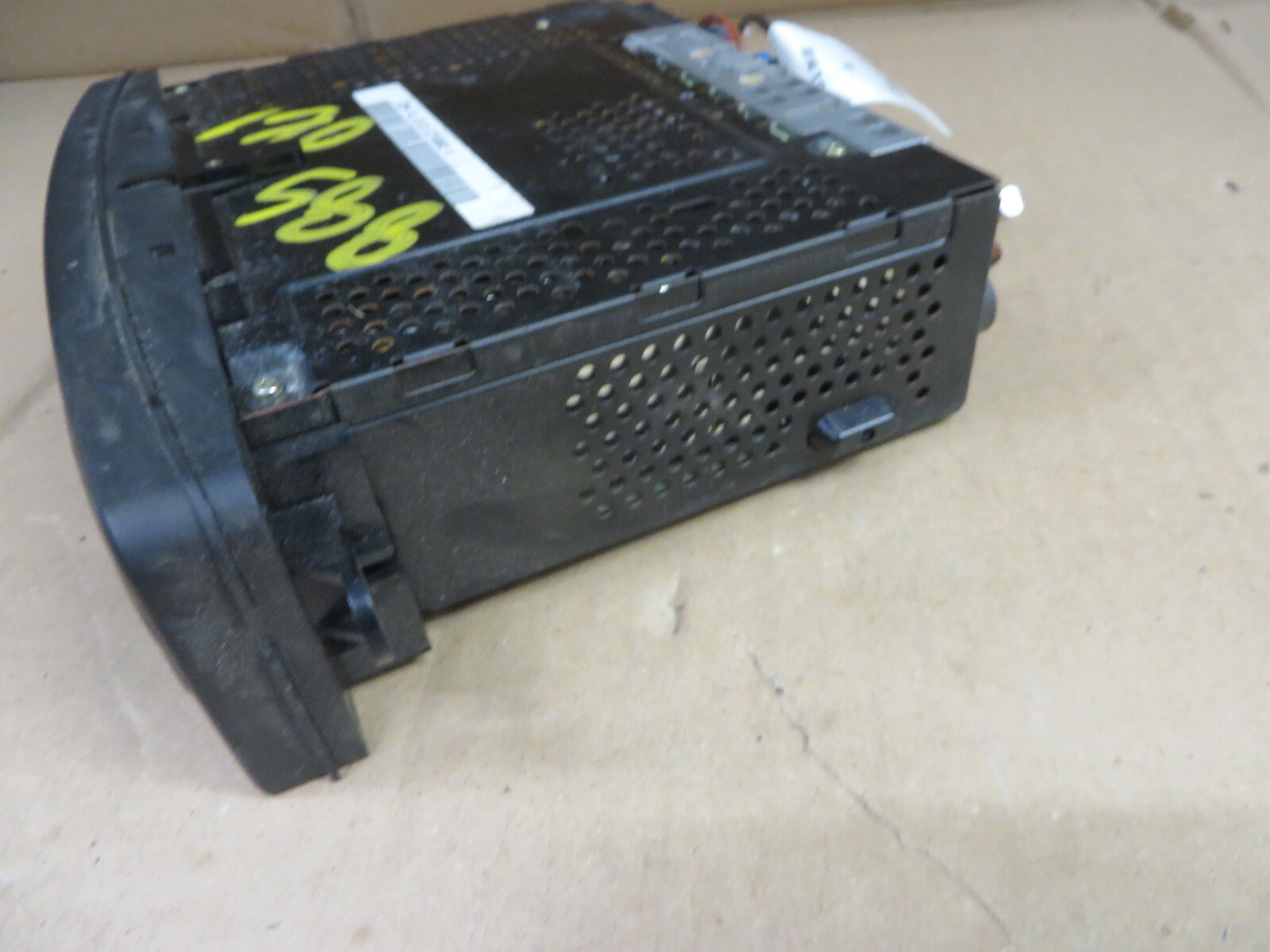 MERCEDES BENZ w203 w209 2001-2004 RADIO AUDIO FACTORY DASH UNIT OEM # 2038201086