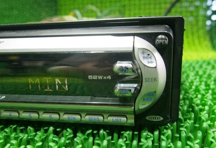 SONY MDX-F5800 FM/AM MiniDisc Player S-MOSFET Power IC 1DIN Car Audio 52Wx4