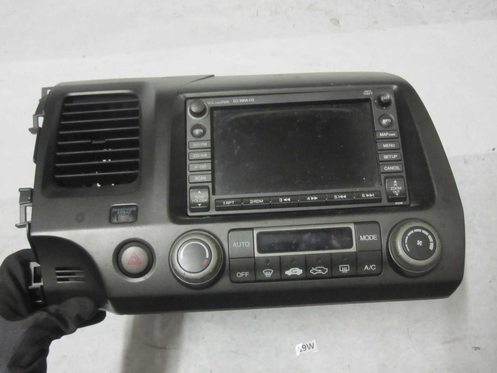 NO CODE 2007-2009 Honda Civic 4dr Hybrid Am Screen Stereo Radio AC Control Trim