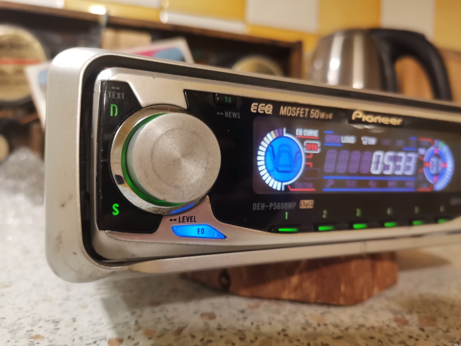 classic Pioneer DEH-P5600MP car radio CD player