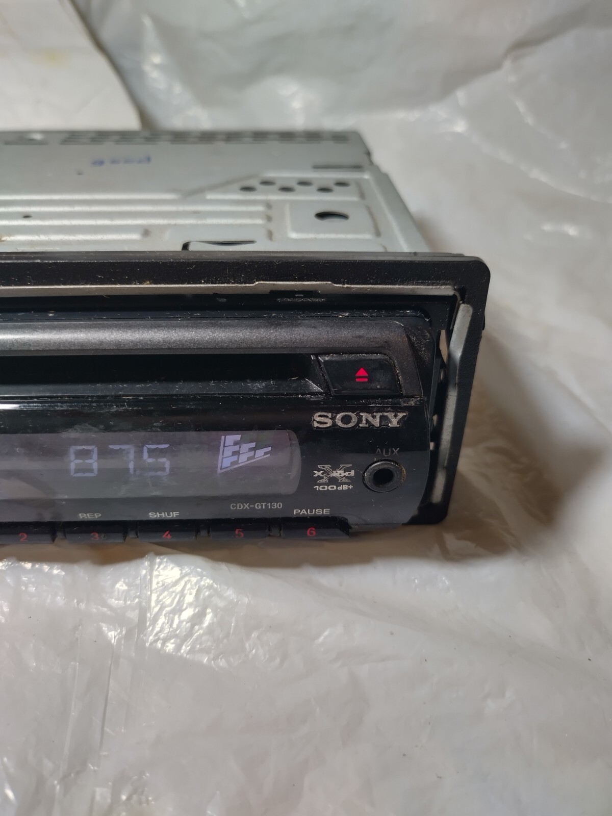 Sony CDX GT130 CD Player Radio