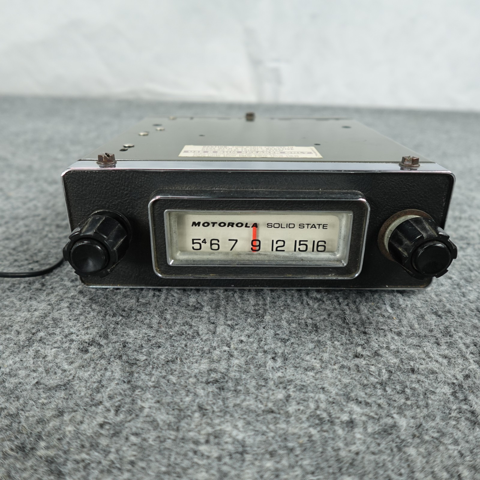 Vintage Motorola Solid State Car Radio AM Dashboard Mount Black Chrome Face