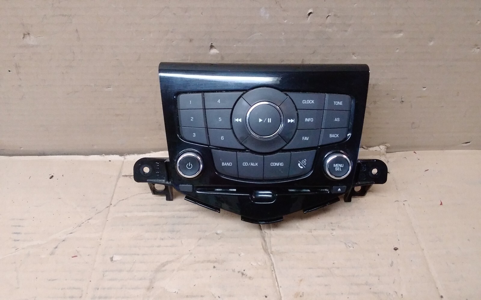 2013 CHEVROLET CRUZE AM FM CD MP3 RADIO CONTROL PANEL ID- 95914367