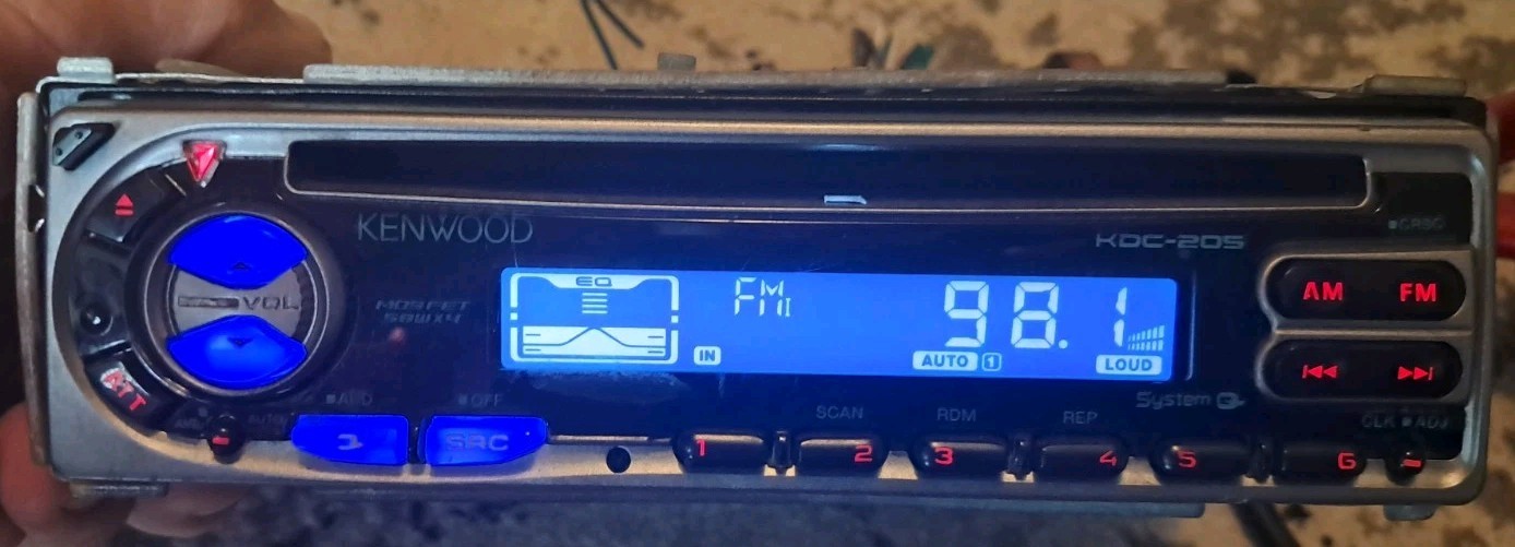 VINTAGE KENWOOD KDC-205 AUTOMOBILE CAR CD Player Receiver Head Unit – TESTED