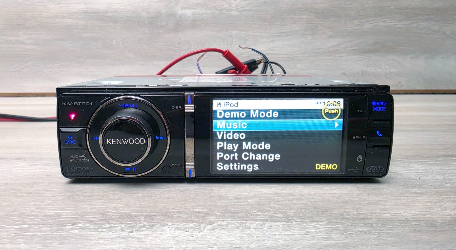 KENWOOD KIV-BT901 DIGITAL MEDIA RECEIVER CAR STEREO OLD SCHOOL FM RADIO IPOD