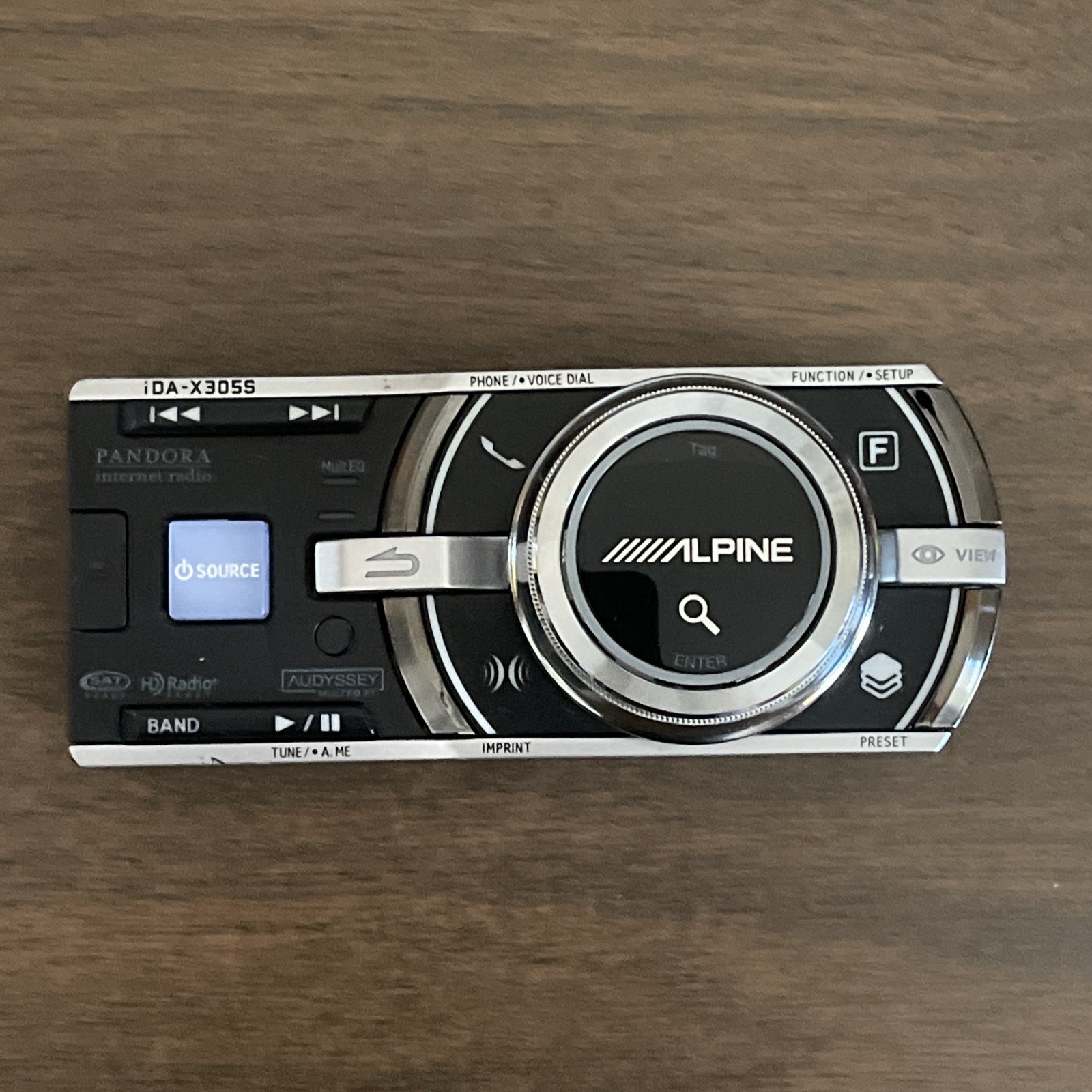Alpine iDA-X305S Digital Media Car Audio Face Plate Only