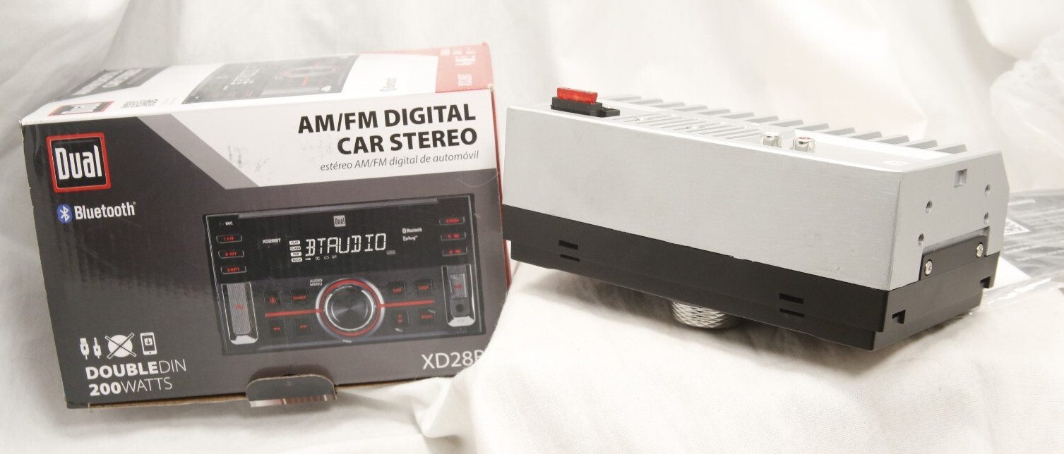 Dual, AM/FM digital car stereo XD28BT, 200 Watts, Double DN, untested