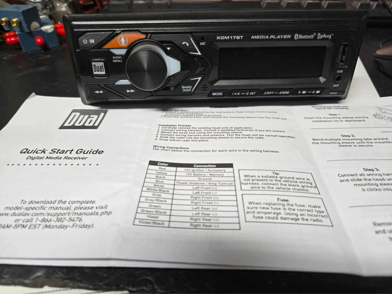 Dual Electronics XDM17BT Single DIN Car Stereo works, manual, cables please read