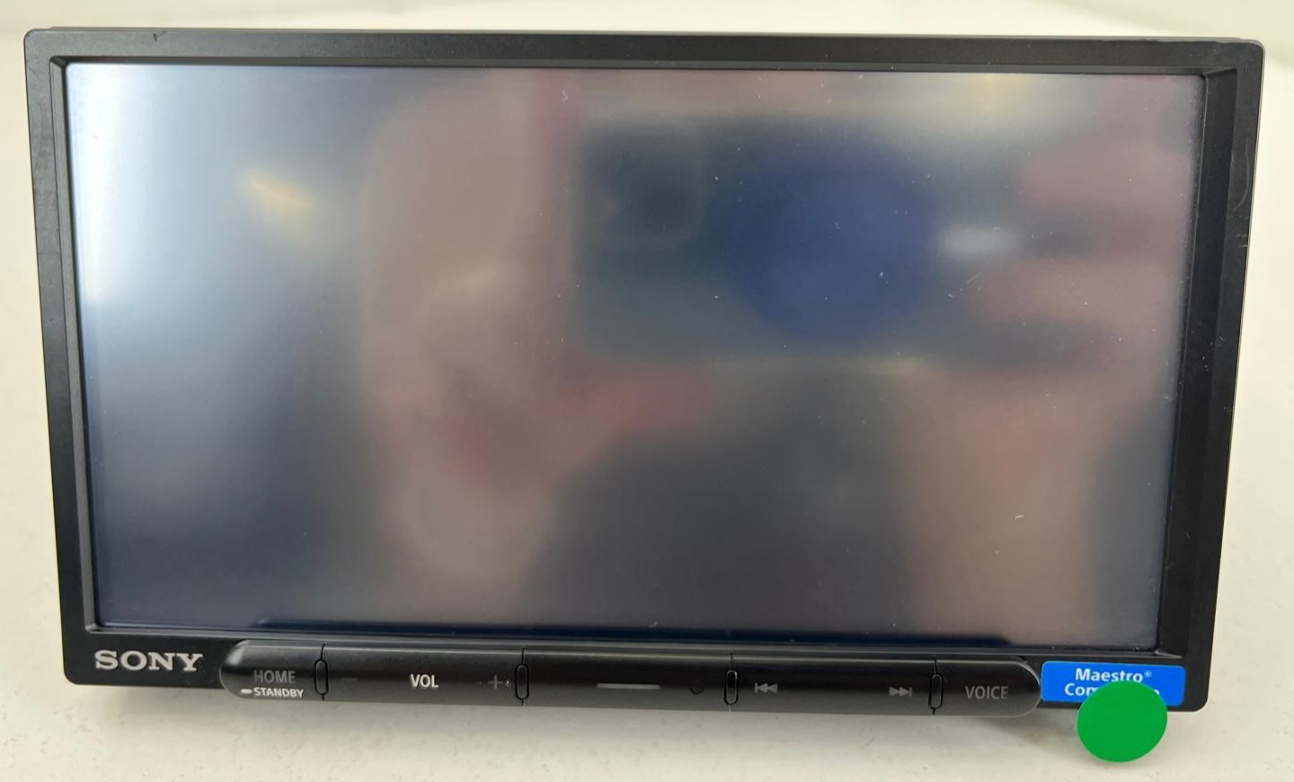 Sony XAV-AX4000 7-Inch Multimedia Receiver with Wireless Car Play/Android Auto