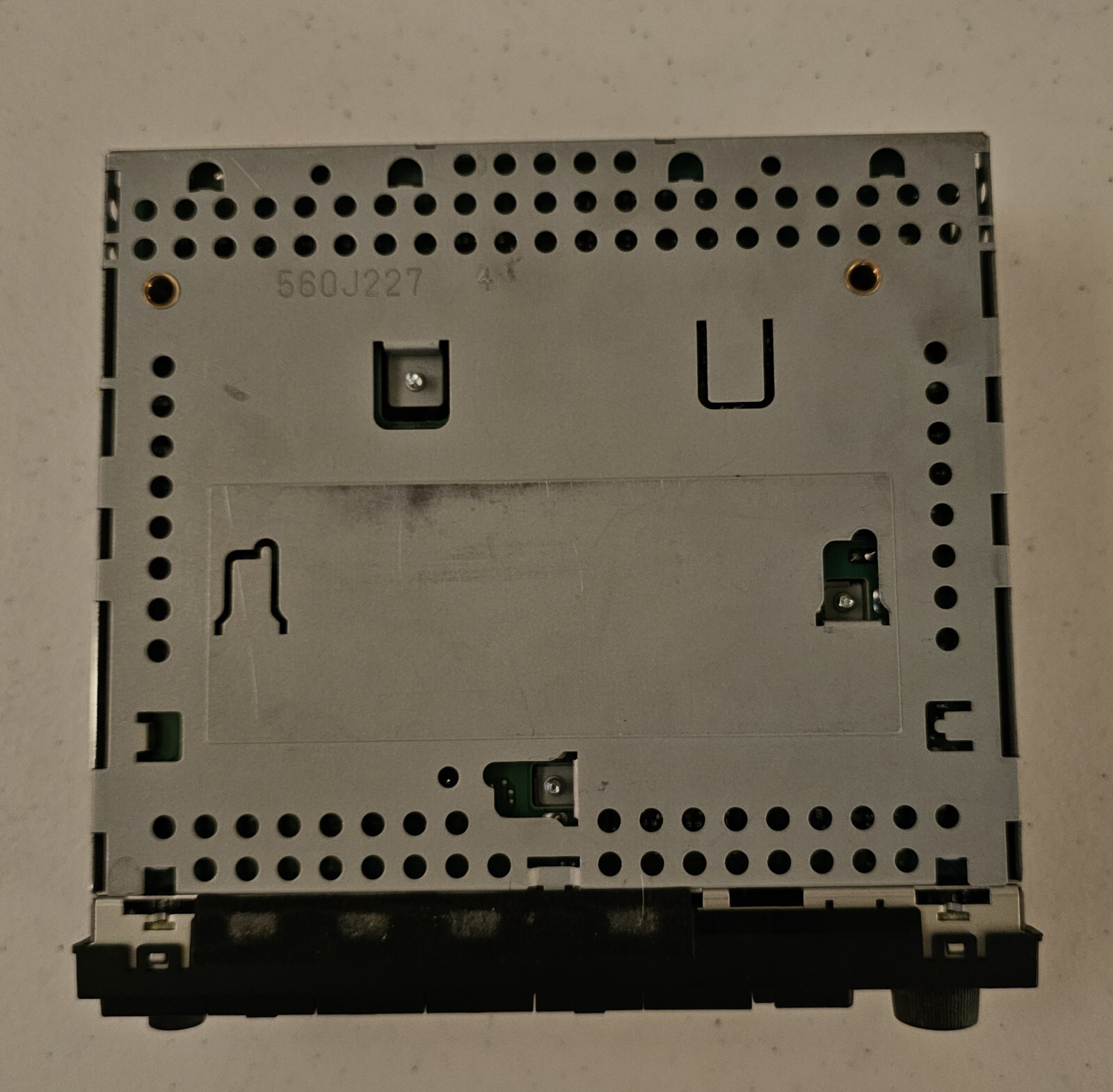 Mitsubishi Outlander & Montero AM FM CD radio receiver OEM MN141488 DY-2U45W