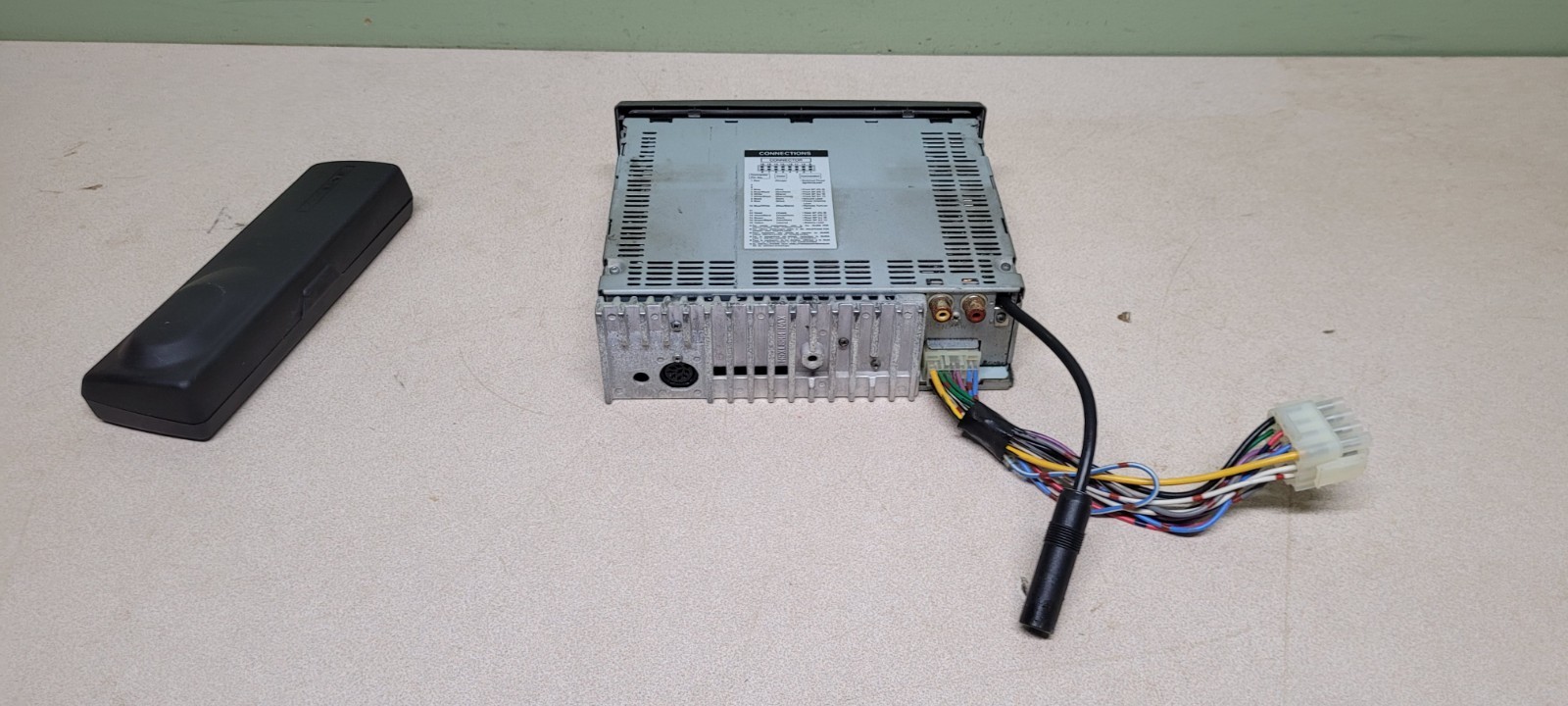 alpine cdm-9821 car stereo used