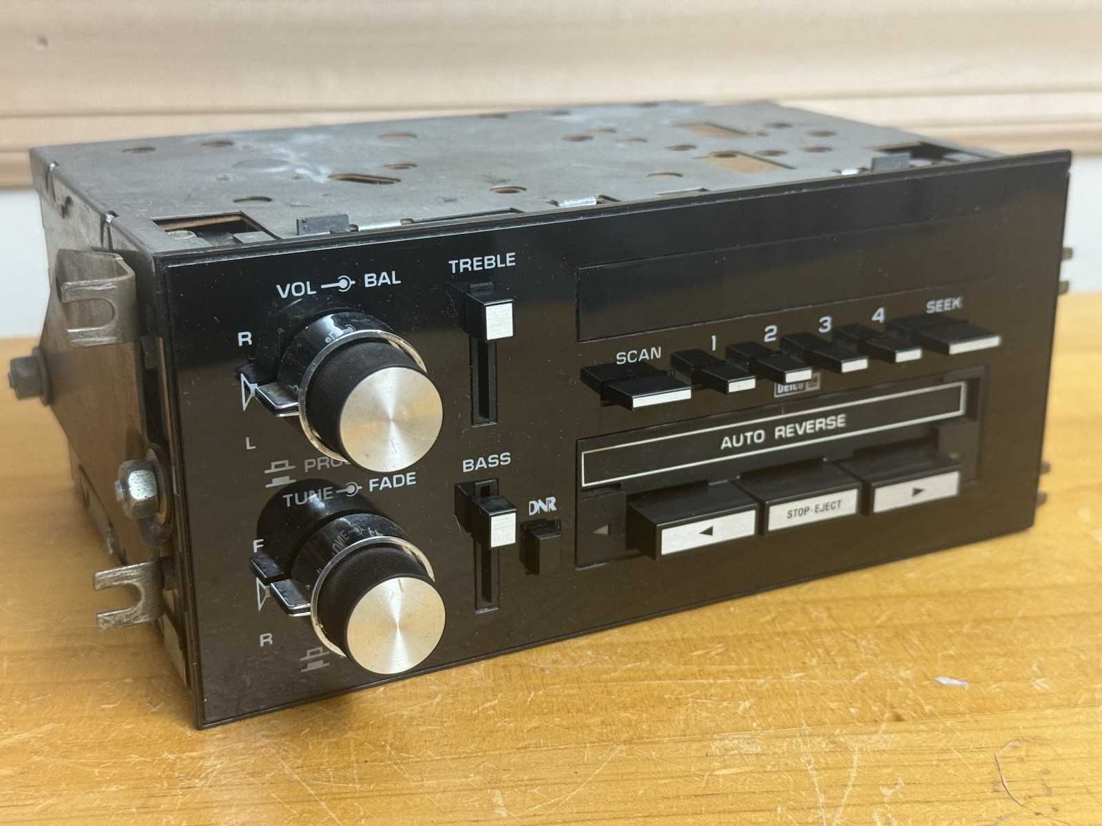 86-88 Camaro Blazer Truck Delco GM AM/FM Cassette Car Radio Receiver