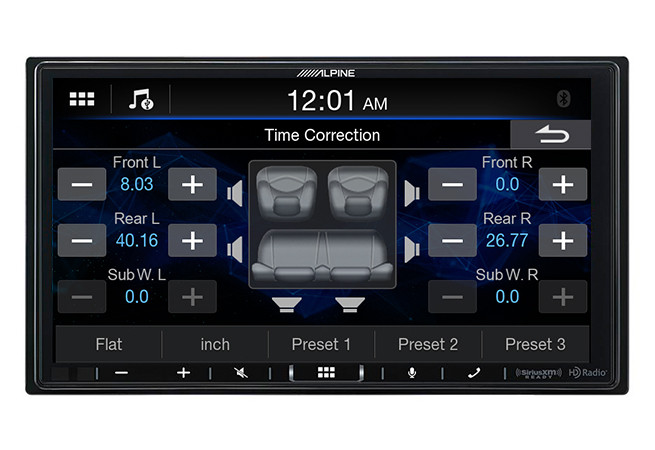 Alpine iLX-407 | 7″ Double DIN Multimedia Receiver + License Plate Camera