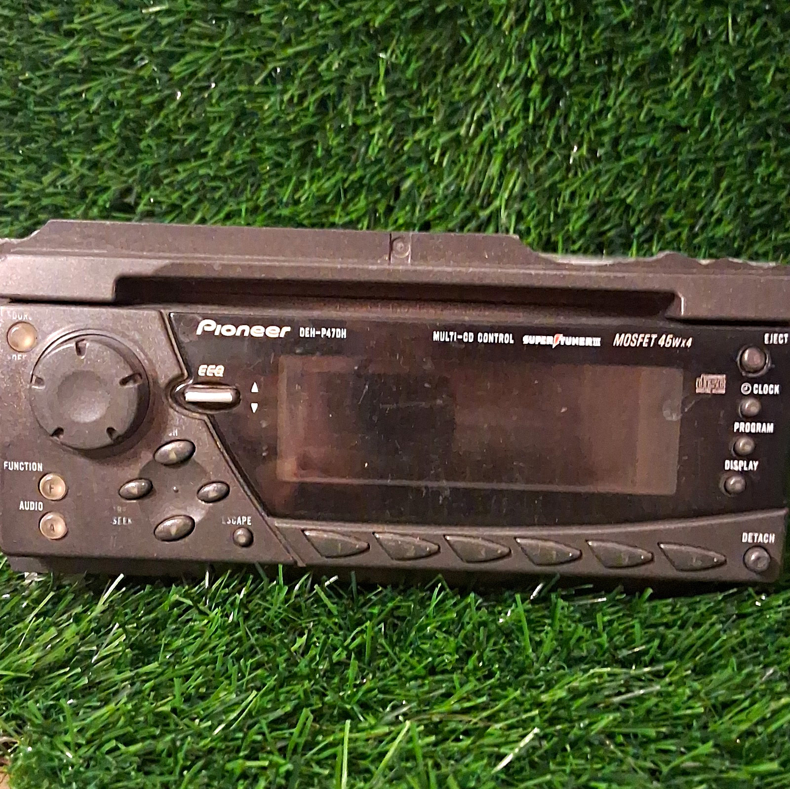 Pioneer DEH-P47DH 1 DIN In-Dash Car Radio Stereo Receiver Detachable Face