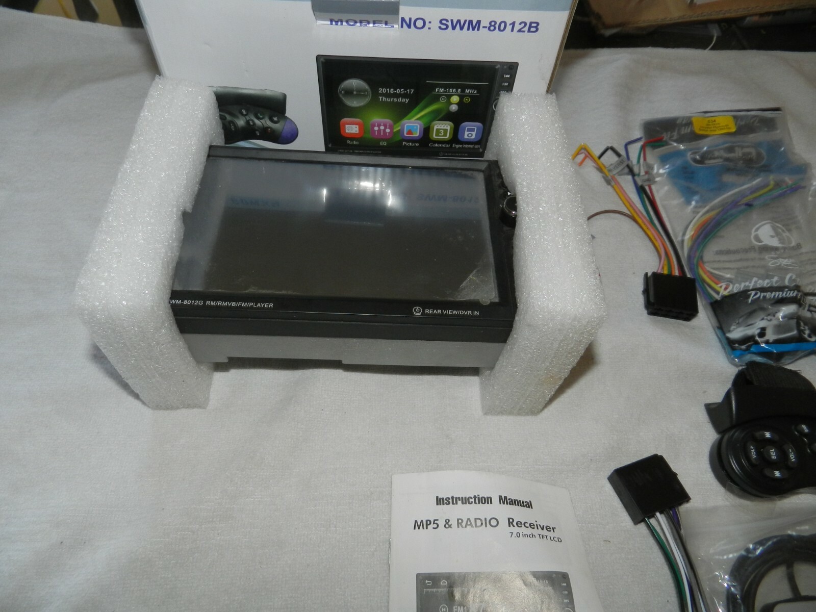 CAR MP5 PLAYER 7″ TFT HD TOUCH SCREEN & REARVIEW CAMERA SWM-8012G