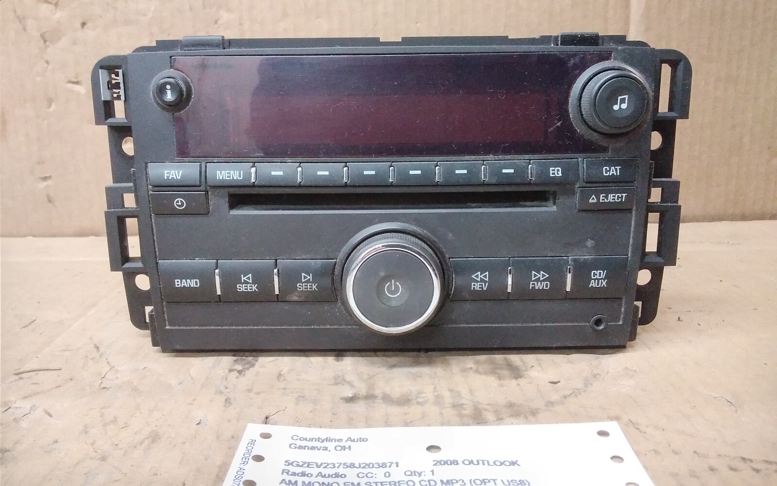 2008 SATURN OUTLOOK AM MONO FM STEREO CD MP3 RADIO (OPT US8)