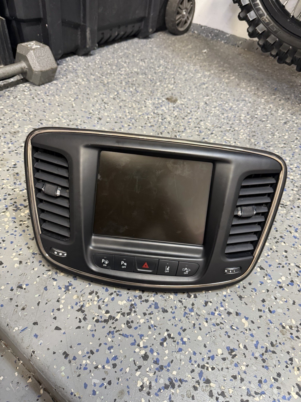 15-17 Chrysler 200 GPS Navigation UConnect VP4 RA4 Radio 8.4 Display Screen OEM