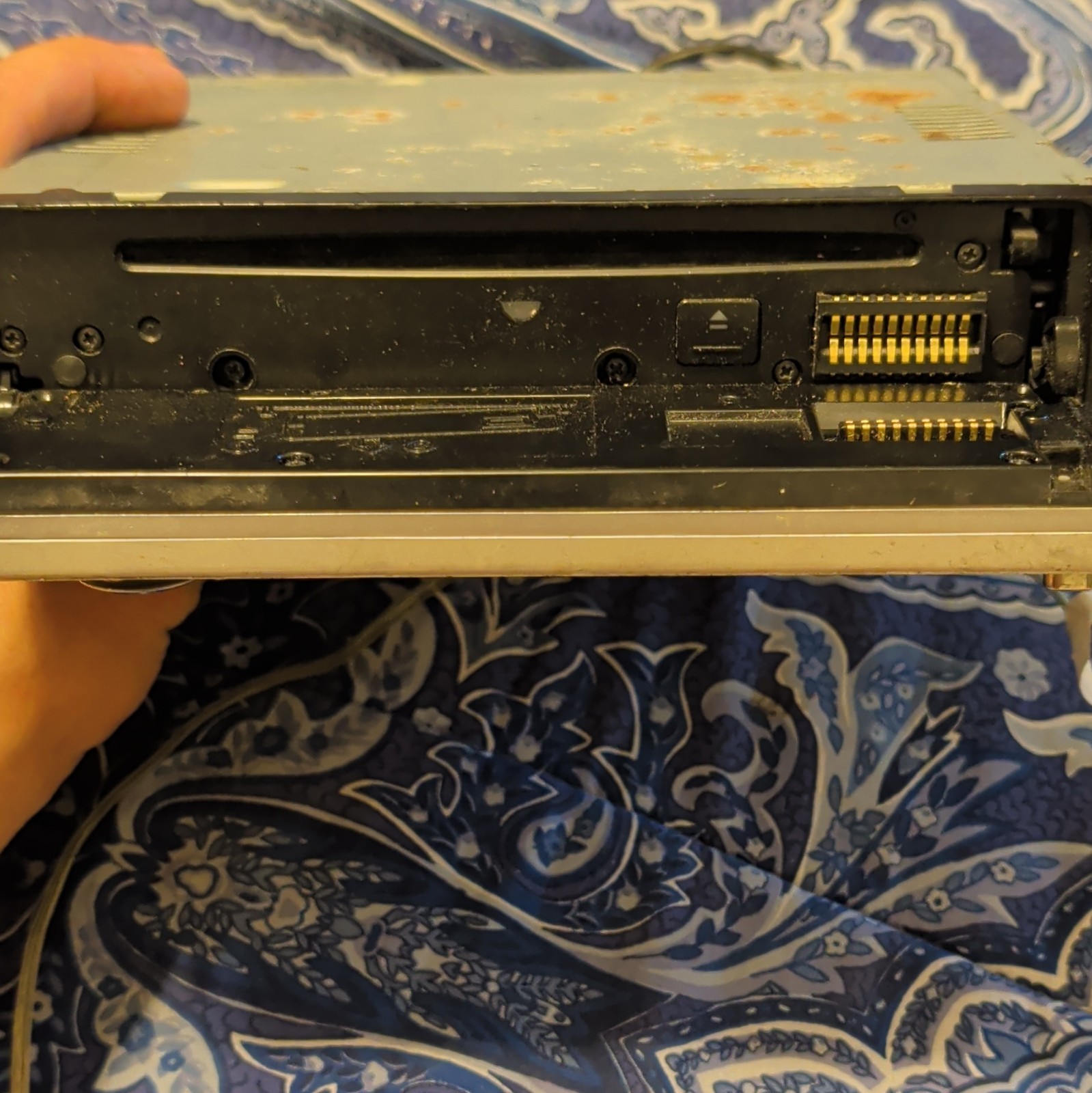RARE SONY CDX-FW700 CD Player AM/FM Radio 1 DIN