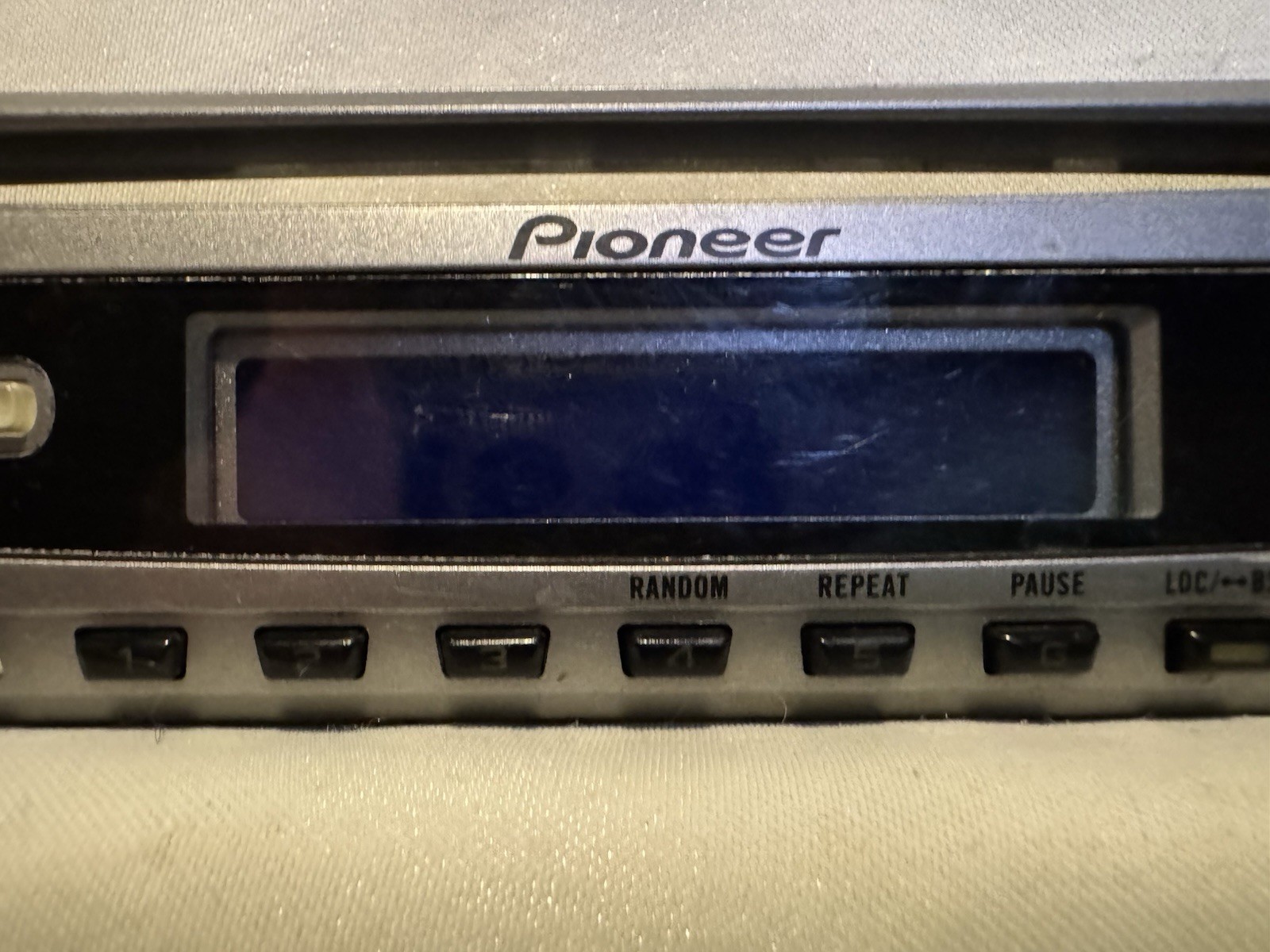 Pioneer DEH-1700 Radio With Detachable FACEPLATE ONLY