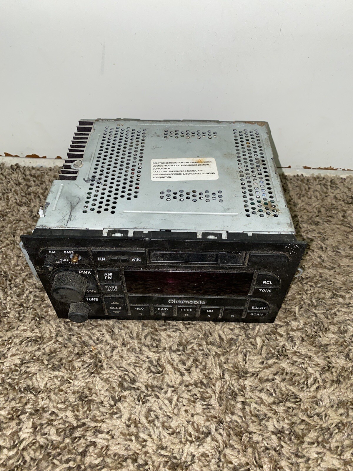 GM Delco Oldsmobile factory Cassette player radio 95 96 97 98 99 16236453