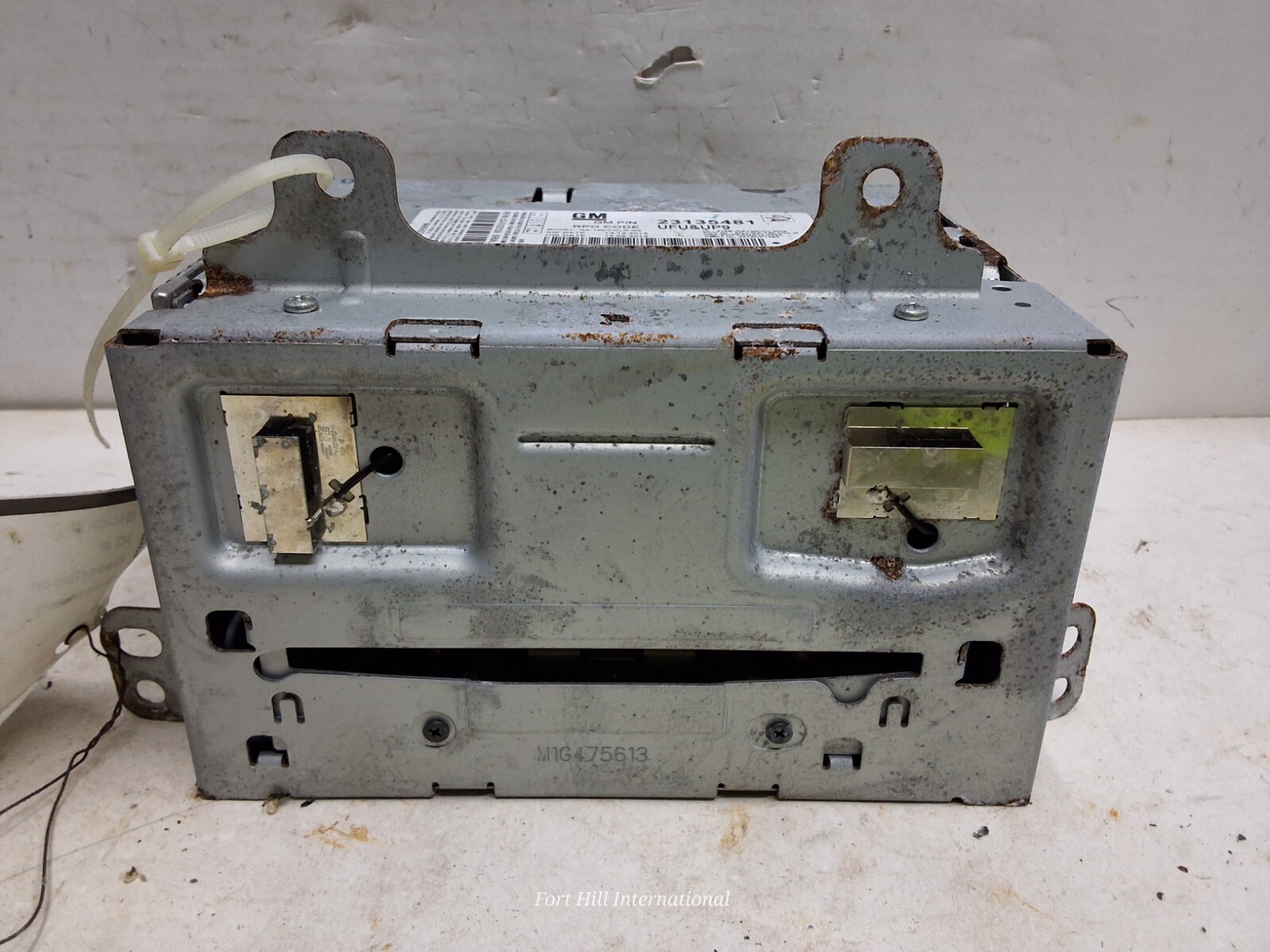 13 14 15 16 Chevrolet Equinox Cruze AM/FM XM CD radio receiver 23135481 OEM