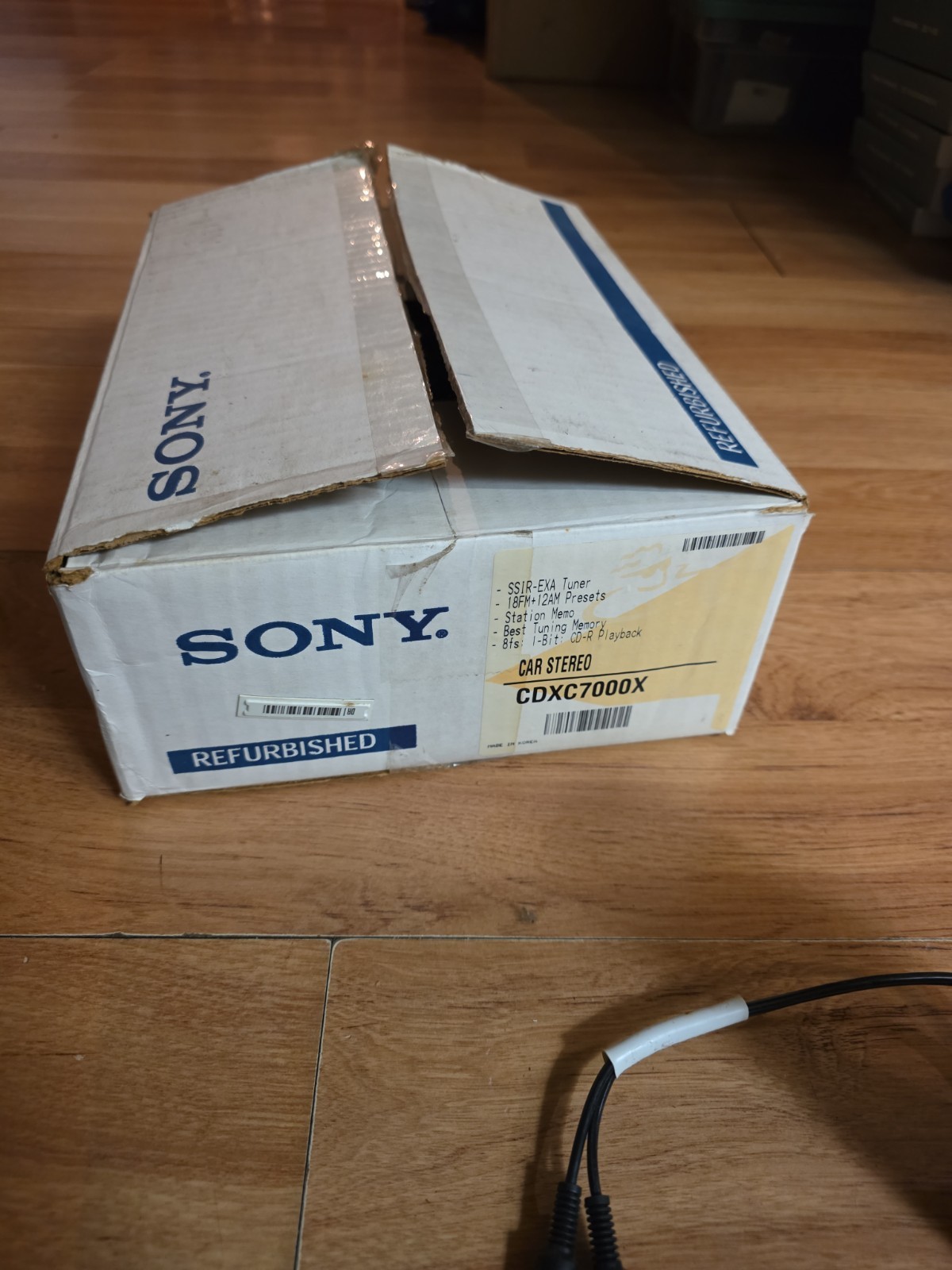 Sony CDX-C7000X FM/AM Compact Disc CD Player w/ Remote Stereo Radio CDXC7000X