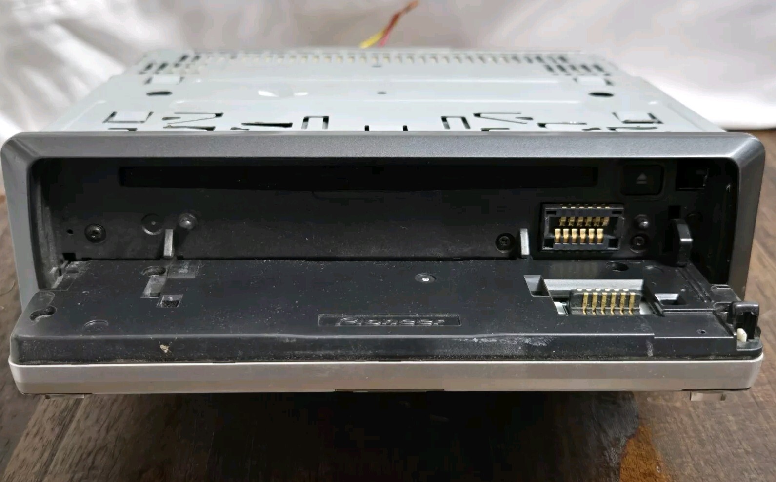 PIONEER PREMIER DEH-P470MP CD PLAYER 2005 READ DESCRIPTION