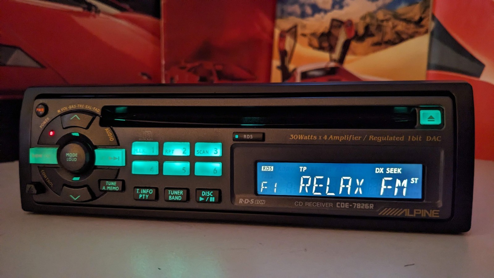 Alpine CDE-7826R FM/AM Car CD Receiver RDS Radio 4 X WATT 1 Bit DAC