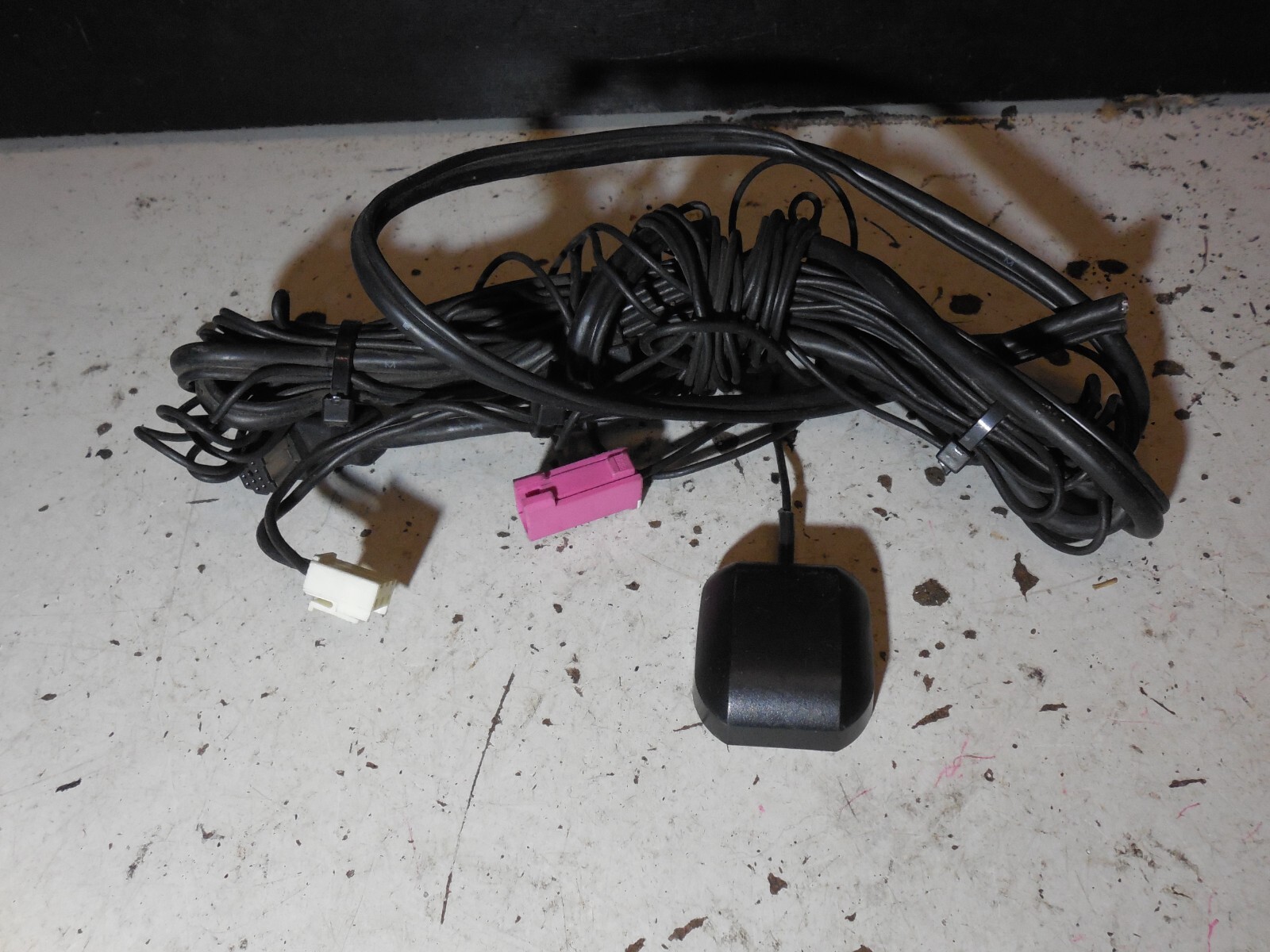 Pioneer DEH-1300MP CD Stereo Receiver Tuner Wire Plugs Connector
