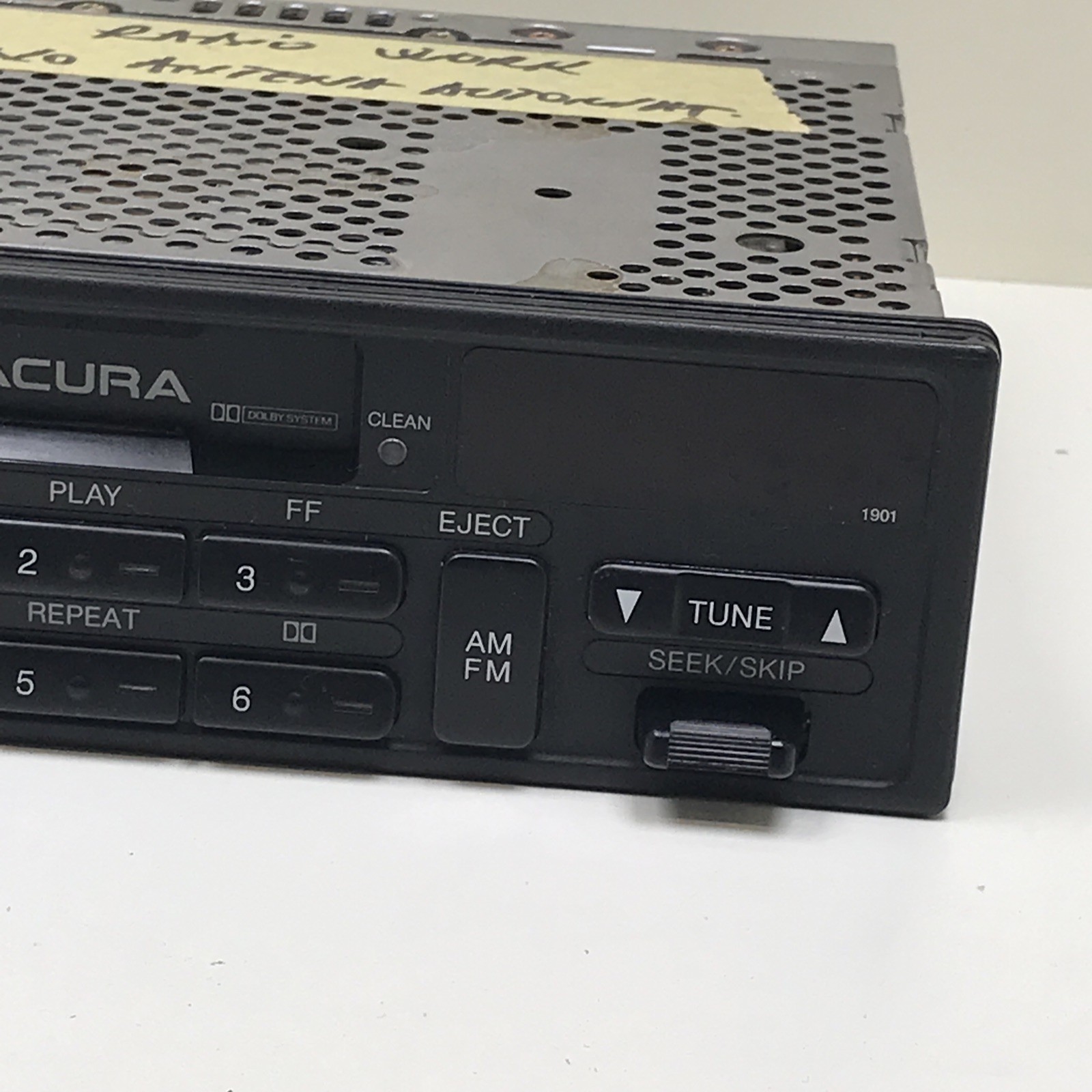 Acura Radio Stereo Tape Deck Model 39100-SK7-A122-M1 In Dash Stereo AM FM Player