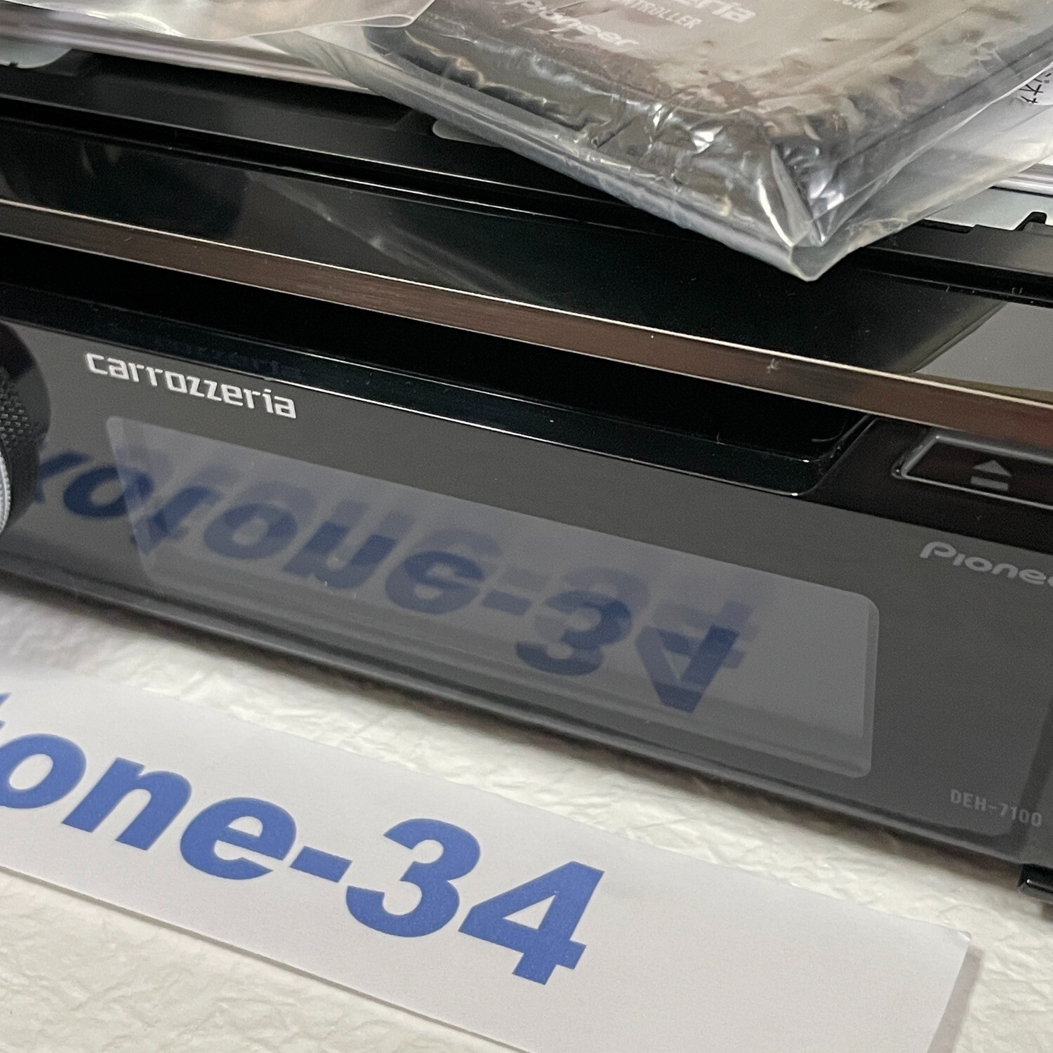 Carrozzeria Pioneer DEH-7100 1DIN CD/USB/iPod/Bluetooth Support Car Audio w/BOX