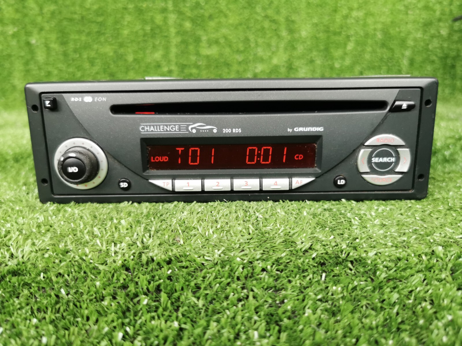 Grundig Challenge 200 Rds Challenger 200 Rds By Grundig Original Car Radio