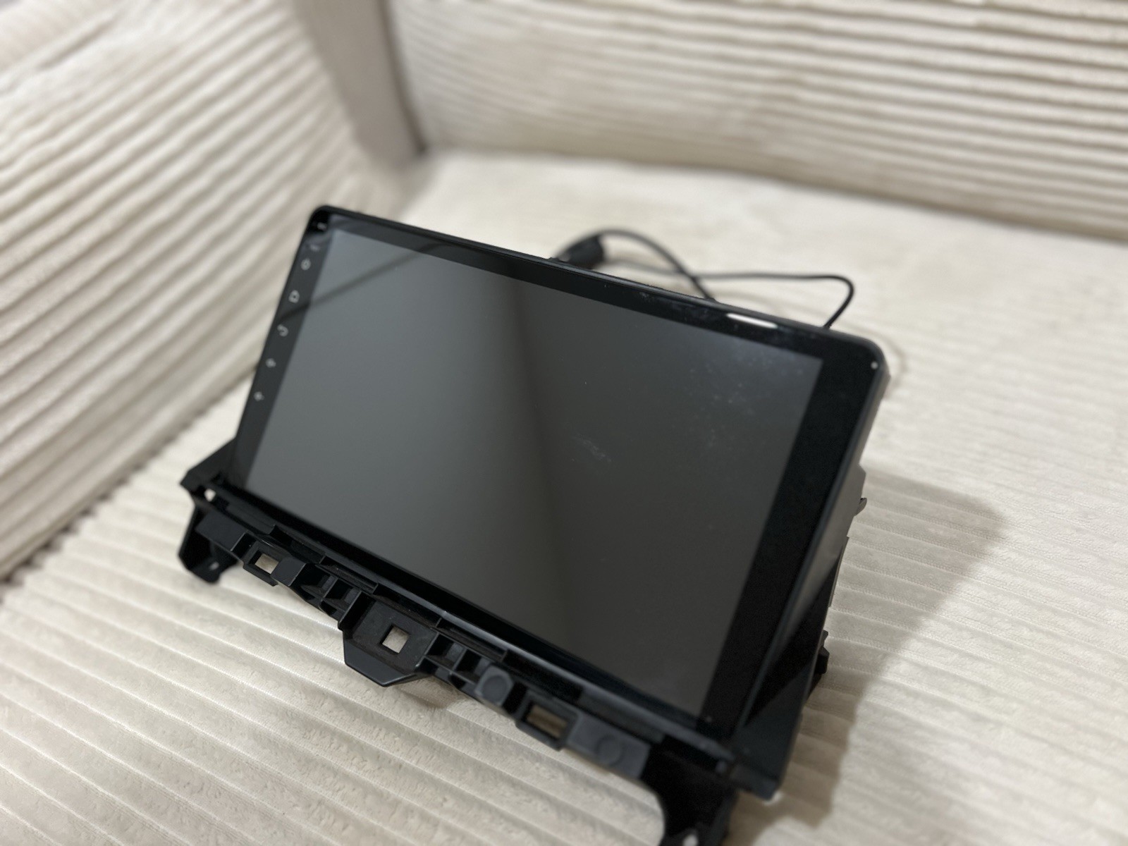 Lamtto 10 Inch wireless car stereo 10”9212B16 Screen Only