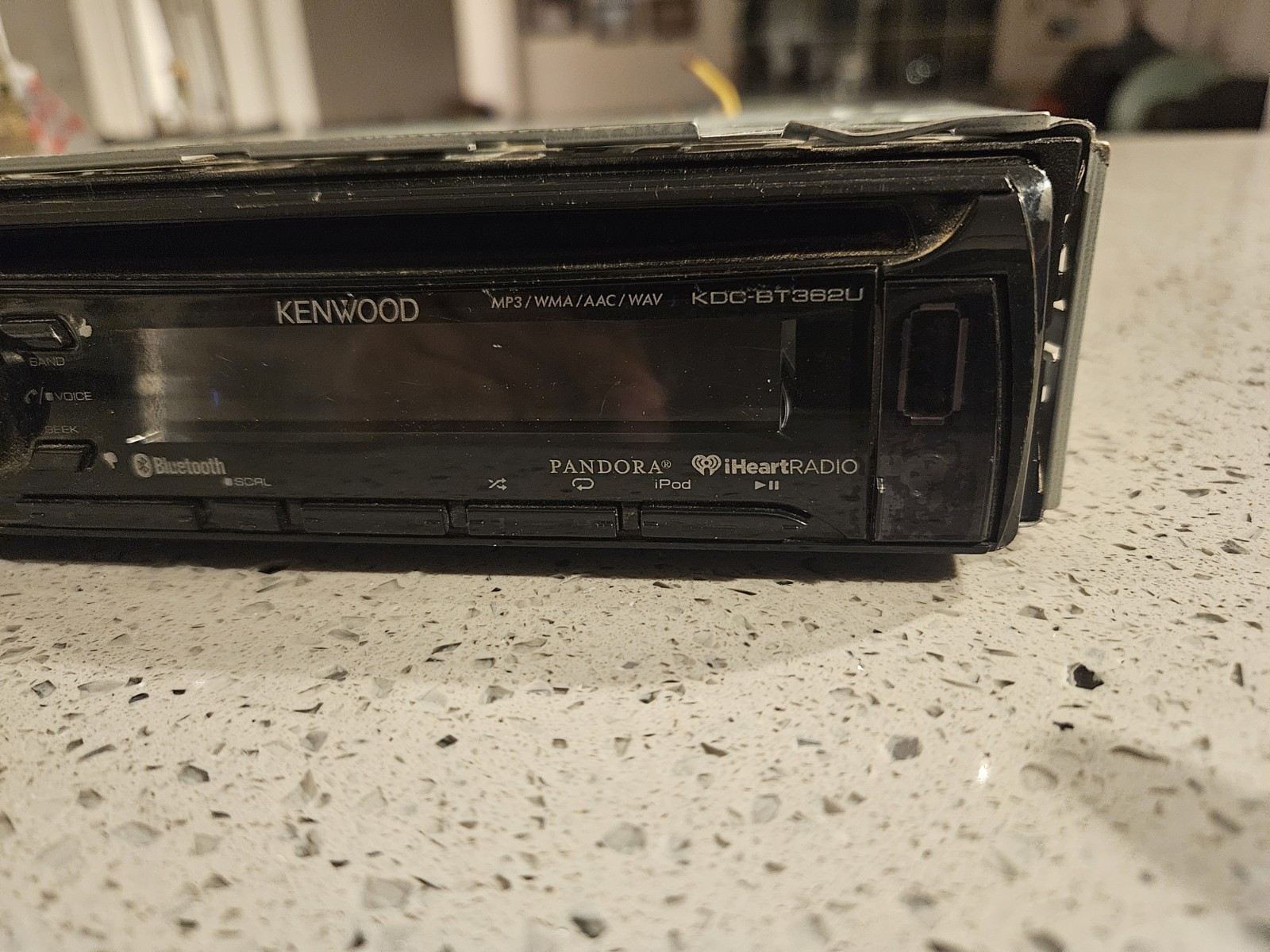 Kenwood KDC-BT362U Single Din Radio Bluetooth Pandora iHeartRadio Works