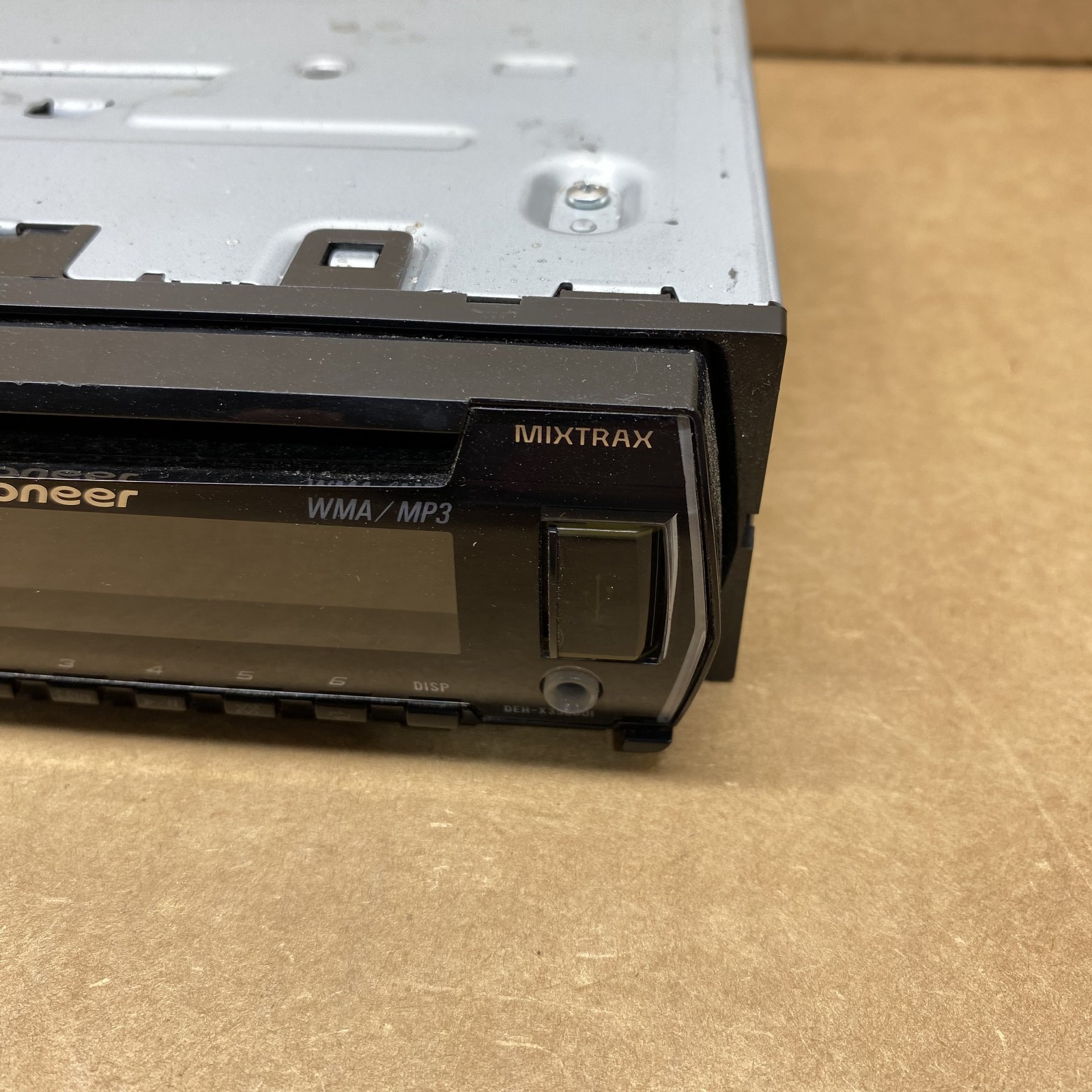Pioneer DEH-X3500UI Mixtrax AM FM CD Player Radio Receiver
