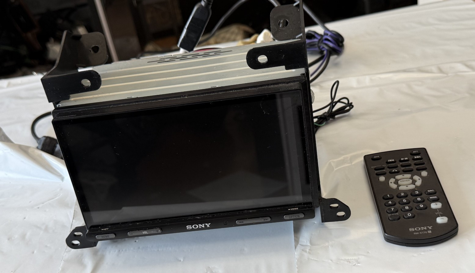 Sony AV Receiver Bluetooth Audio Apple Android Carplay XAV-AX5600