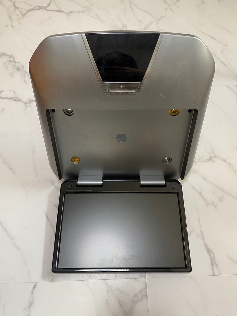 ALPINE flip-down monitor silver