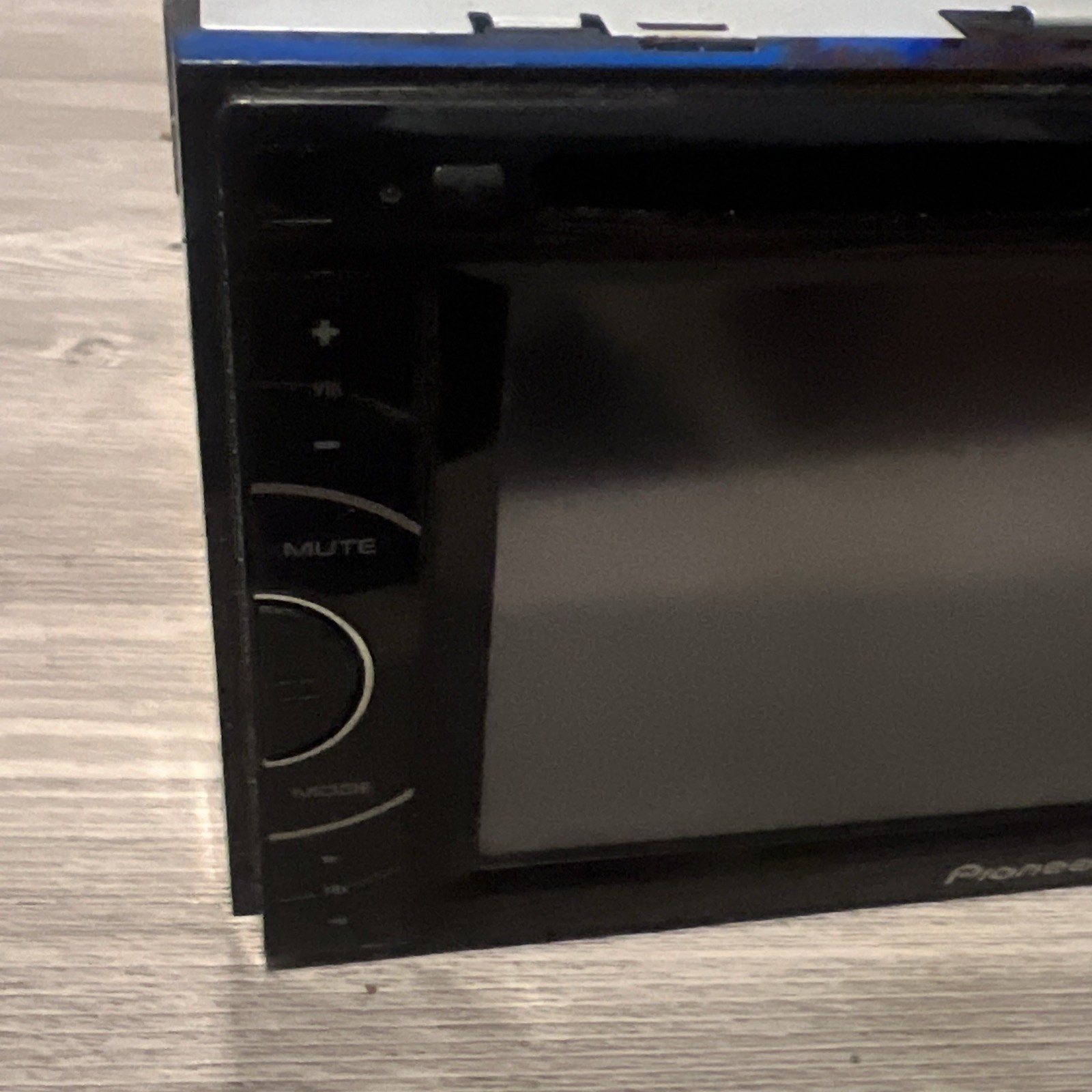 PIONEER AVH-X2600BT RECEIVER 6.1” SCREEN – FREE SHIP!