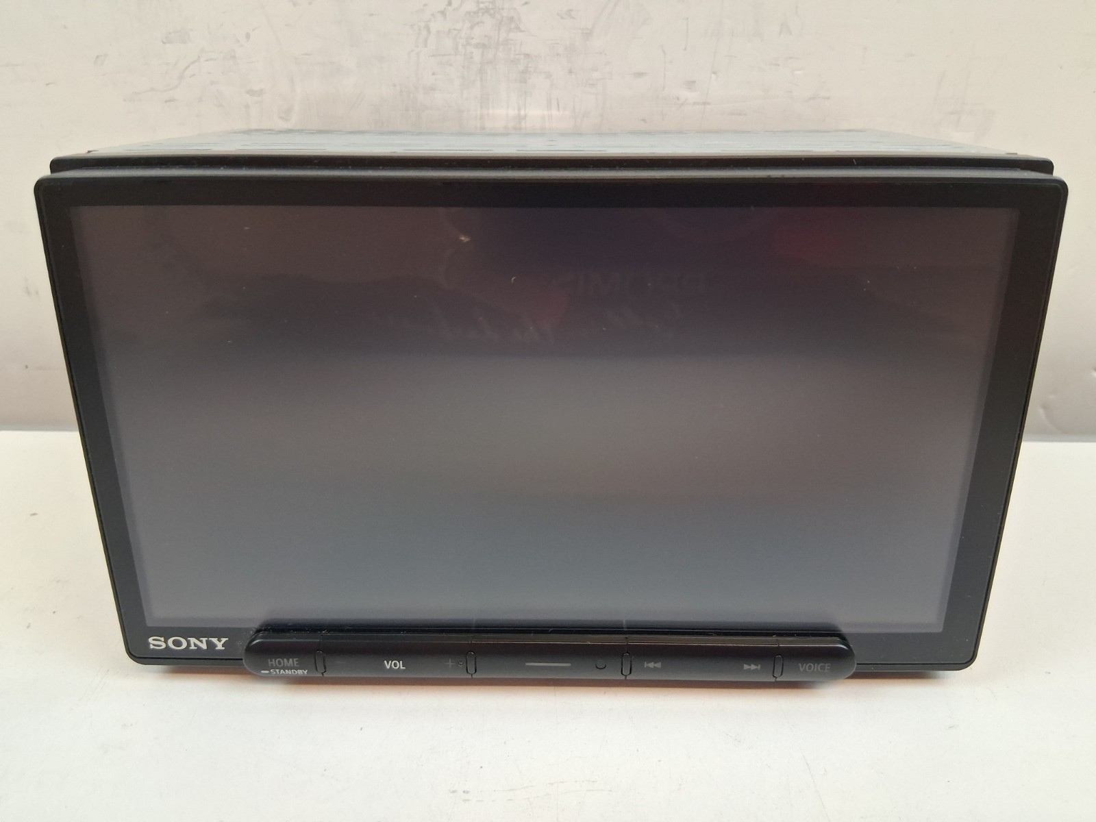 NEW Sony XAV-AX6000 6.95″ Touchscreen, Wireless, C/P & A/A *1 YR Warranty*
