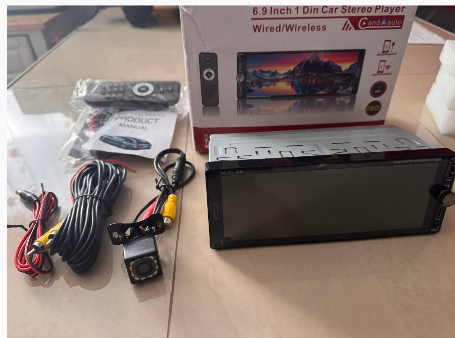 6.9 Inch Single Din Car Stereo Player