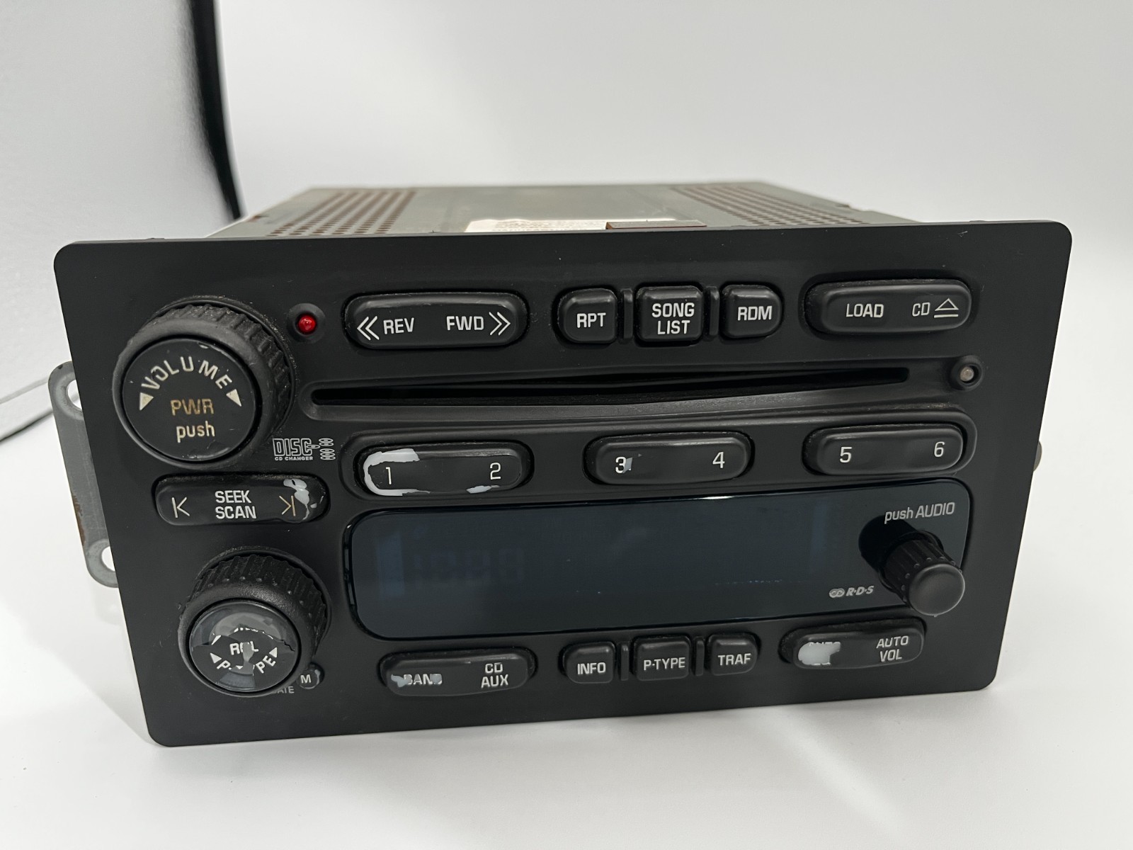 Car Stereo Head Unit Chevrolet 2003 Silverado – Locked