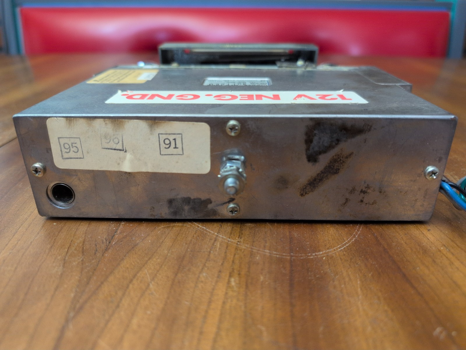 Vintage 60s Automatic Radio Mfg Universal 12V AFC AM FM Car Model AFC-1303 READ